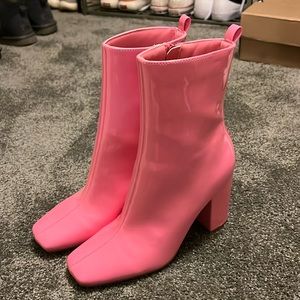Brand new Lulus boots